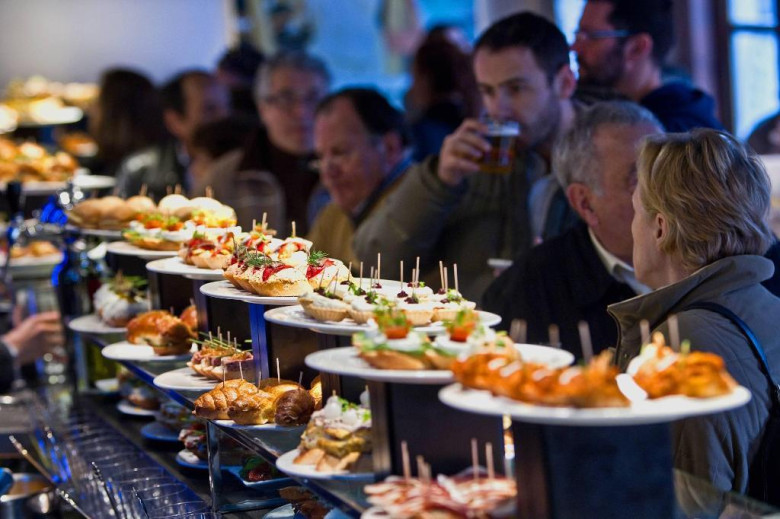 PINTXOS AND CARRER DE BLAI