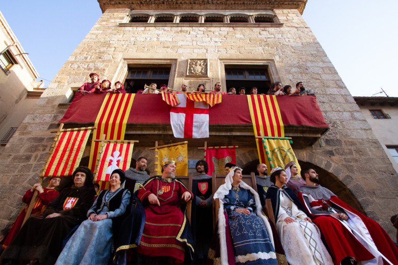 蒙特布兰克中世纪市场与锡乌拉纳参观