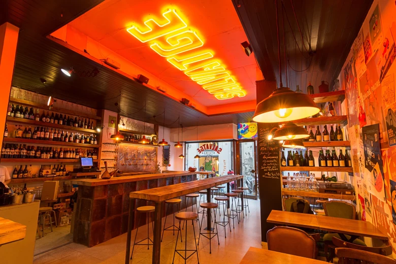 Bar Salvatge in Gràcia