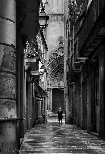 Legends of Barcelona's el Born Neighborhood (free virtual event!)