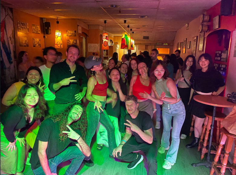 Kurs i salsa och bachata