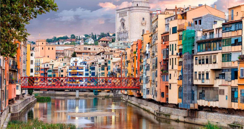 Girona-Dali-Besalù