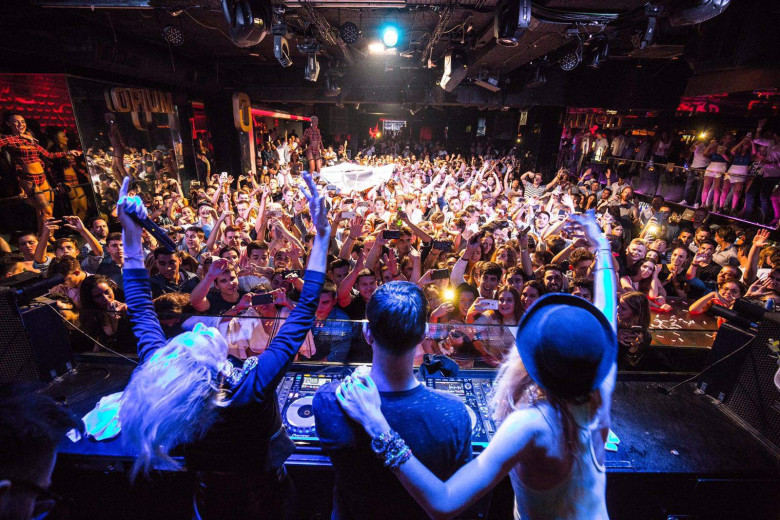 Opium halloween
