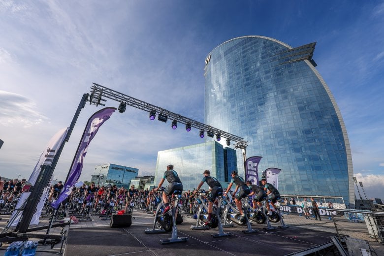 Pedal at the Barcelona Beach