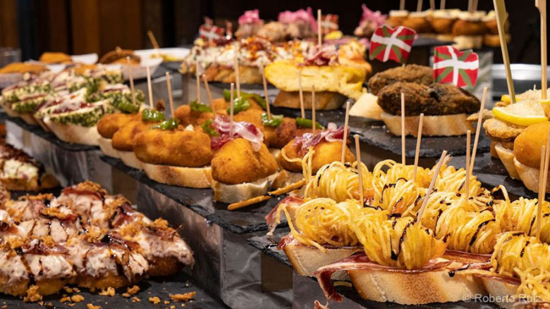 Pintxos on Carrer Blai