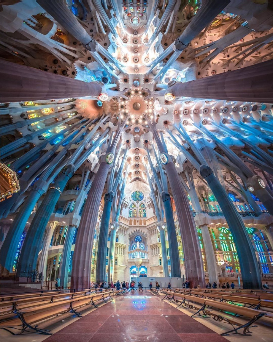 The beautiful interior of the Sagrada Familia, Antoni Gaudí's masterpiece.